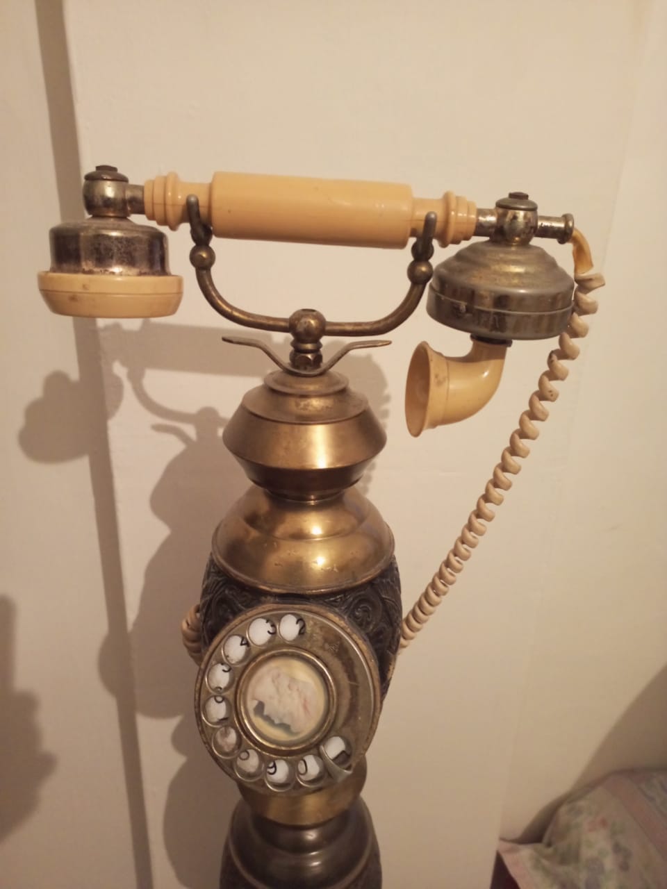Romantic Romeo and Juliet Phone
