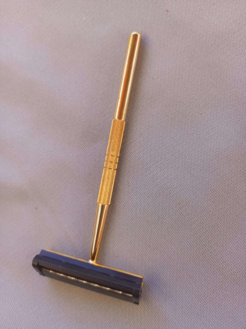 Antique Razor Blade Box